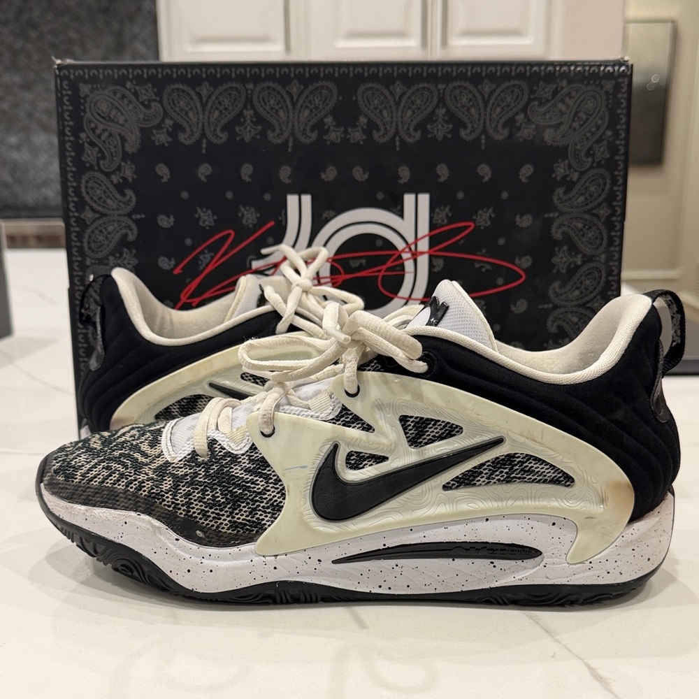 Nike KD15 TB Black and White Sneakers